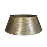 Add an elegant touch to your Christmas tree with the Garden Trading Christmas Tree Skirt in Antique Brass Finish